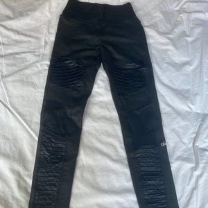 Alo Yoga Medium High-Waist Moto Legging